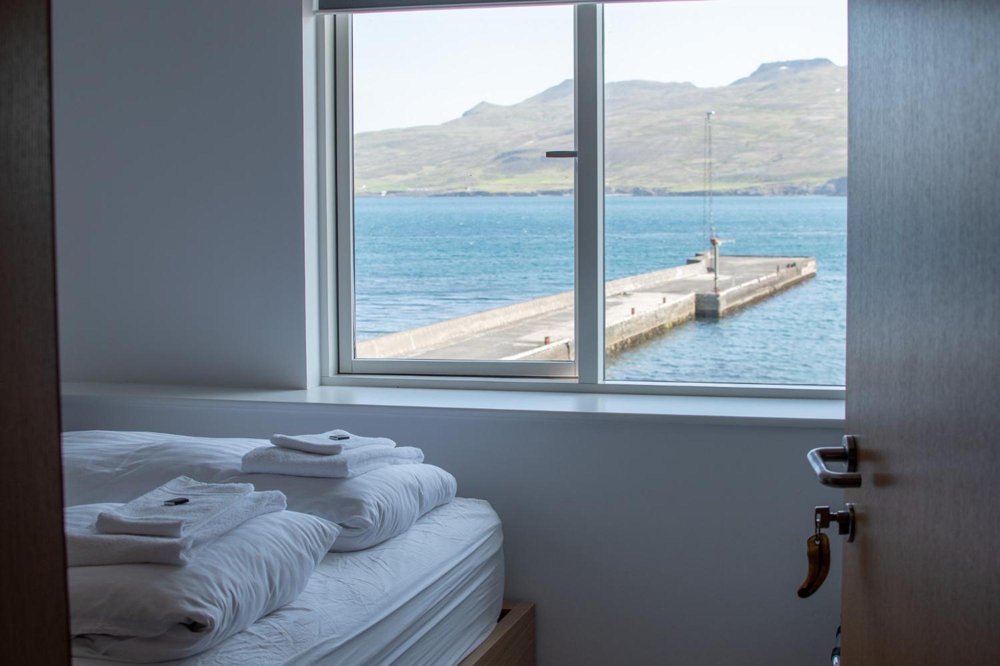 Blabjorg Resort 东博尔加峡湾 外观 照片