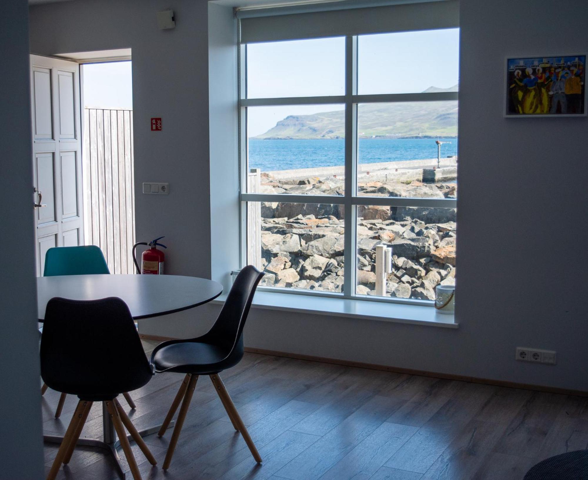 Blabjorg Resort 东博尔加峡湾 外观 照片