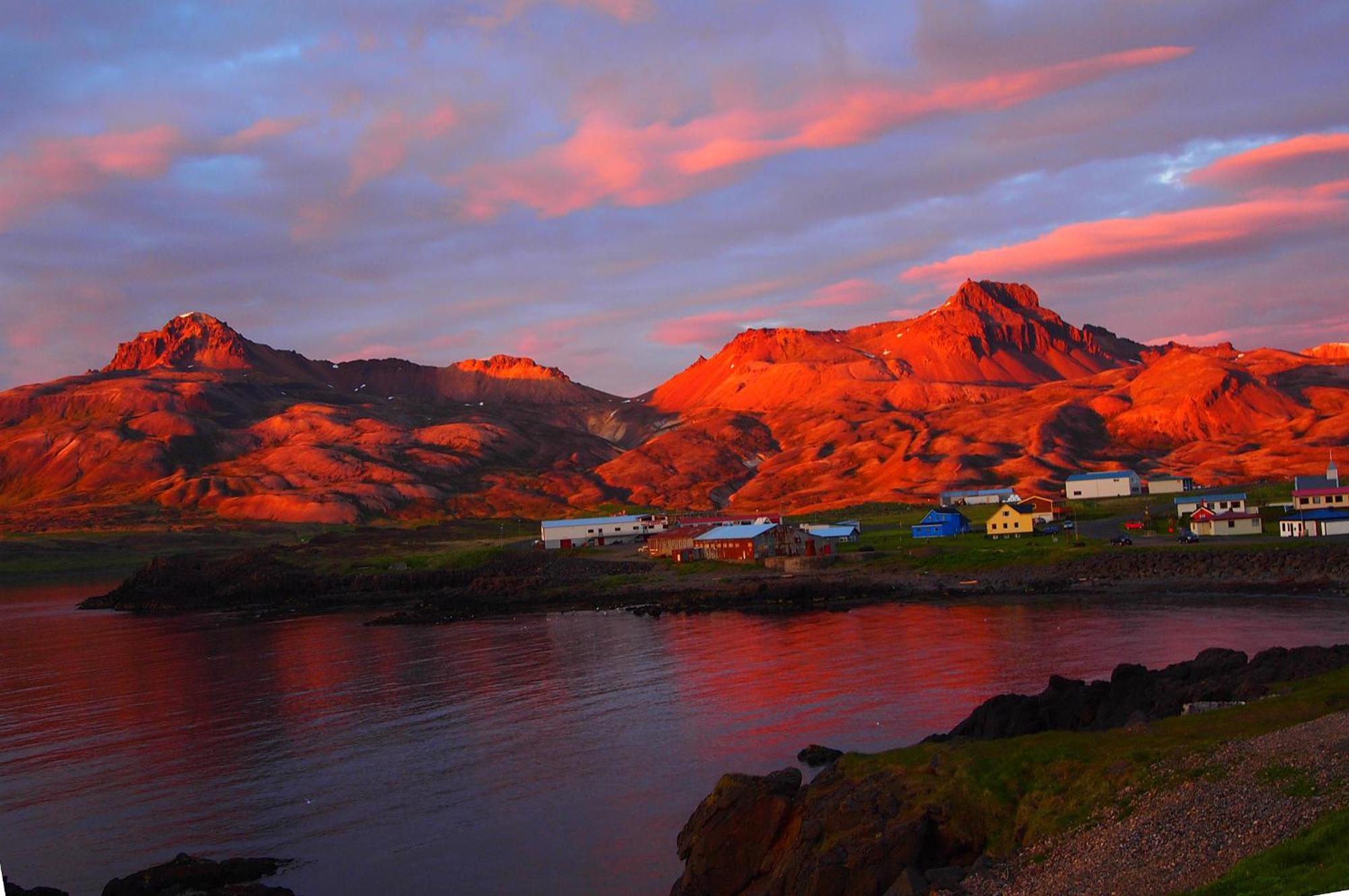 Blabjorg Resort 东博尔加峡湾 外观 照片
